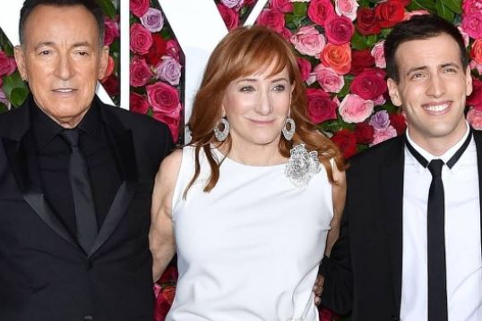 Evan James Springsteen with his parents Patti Scialfa and Bruce Springsteen
